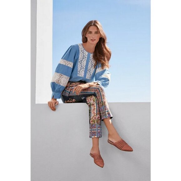 💕JOHNNY WAS💕 Thalassa Pieced Button-down Shirt Lace Detail Chambray Blue NWT - Picture 7 of 16